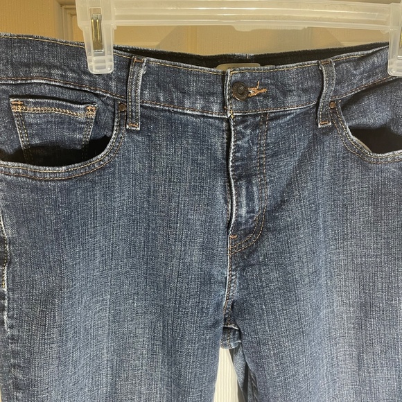 Levi’s 515 12m Stretch Bootcut Distressed Dark Wash Midrise 32x30 woman’s jeans - Picture 4 of 13